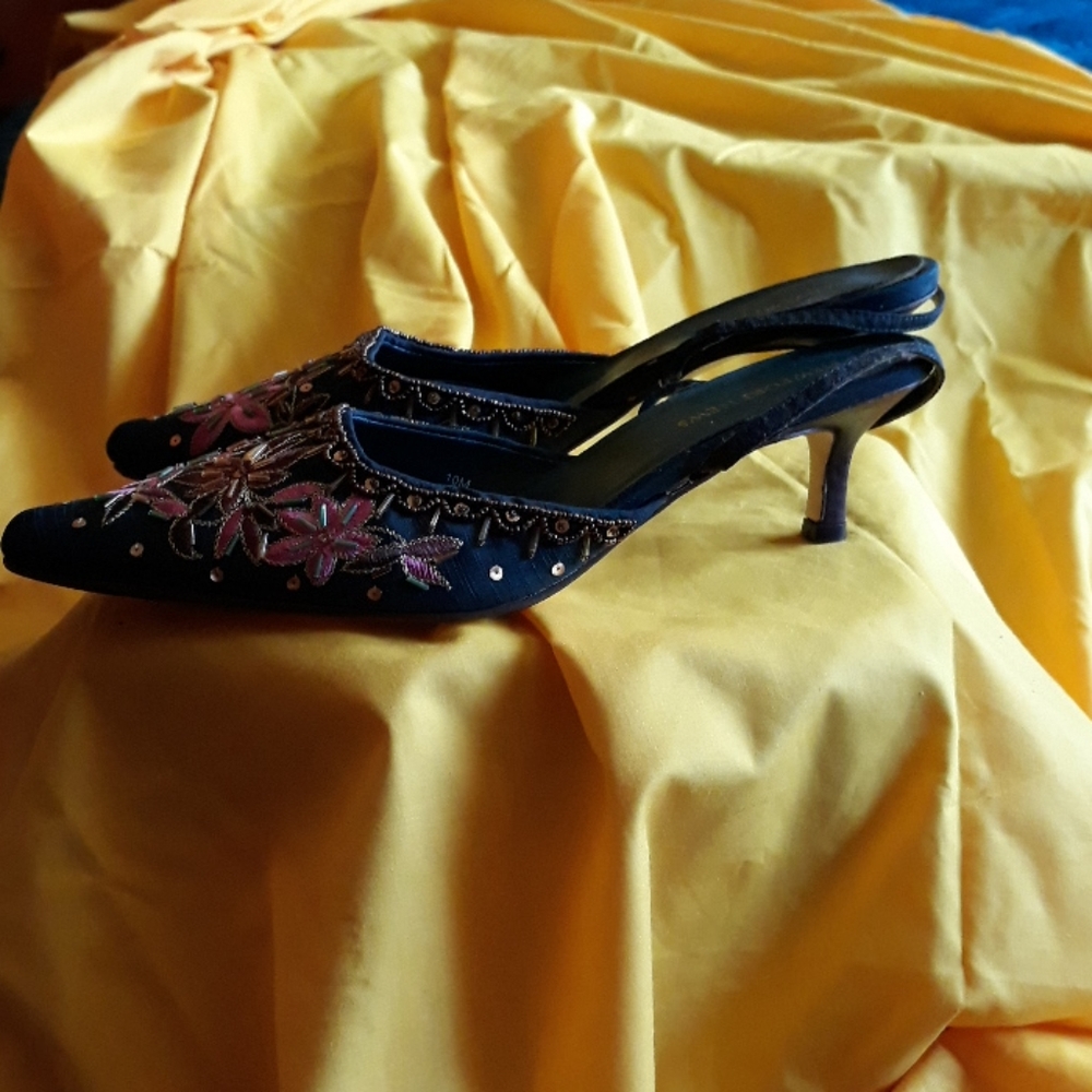 Shoes - Picture 2 of 2